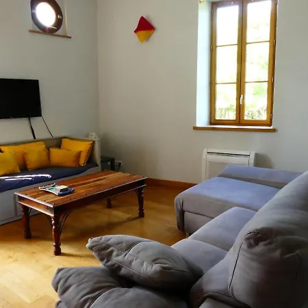 Riverside Gardens Villa *